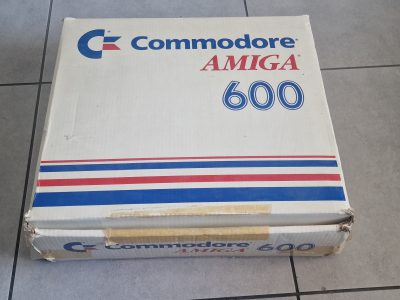 Amiga 600